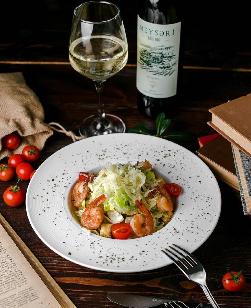 Krevetkalı Sezar Salatı