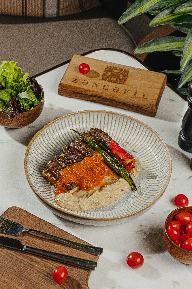 PİDELİ KÖFTE.