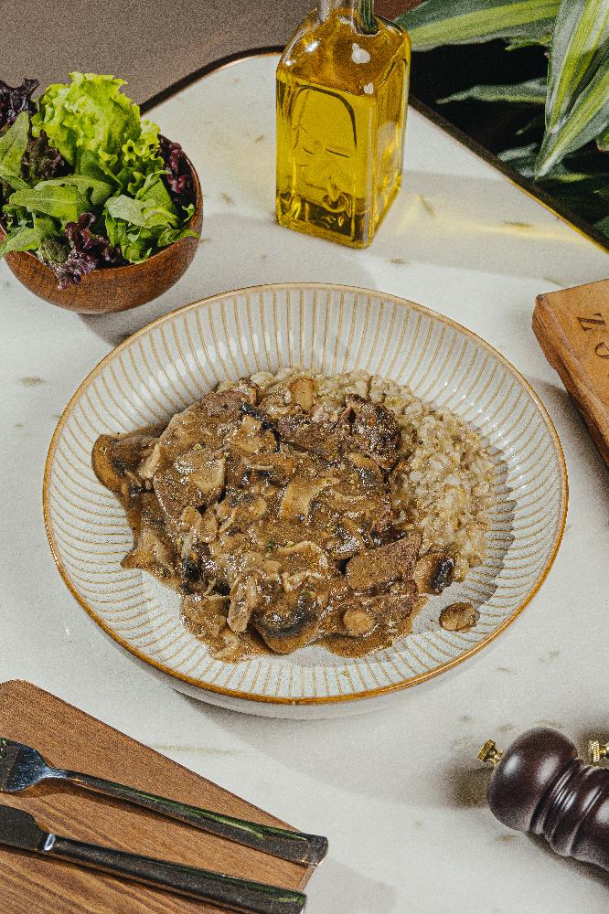GÖBƏLƏKLİ STEAK 