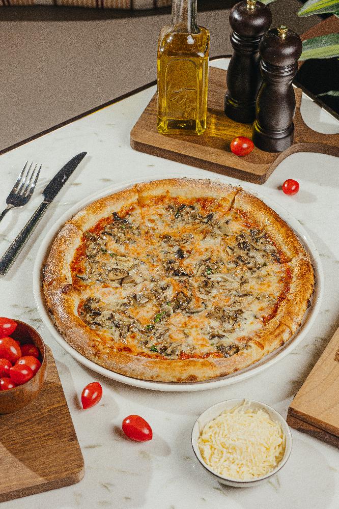 FUNGİ PİZZA 