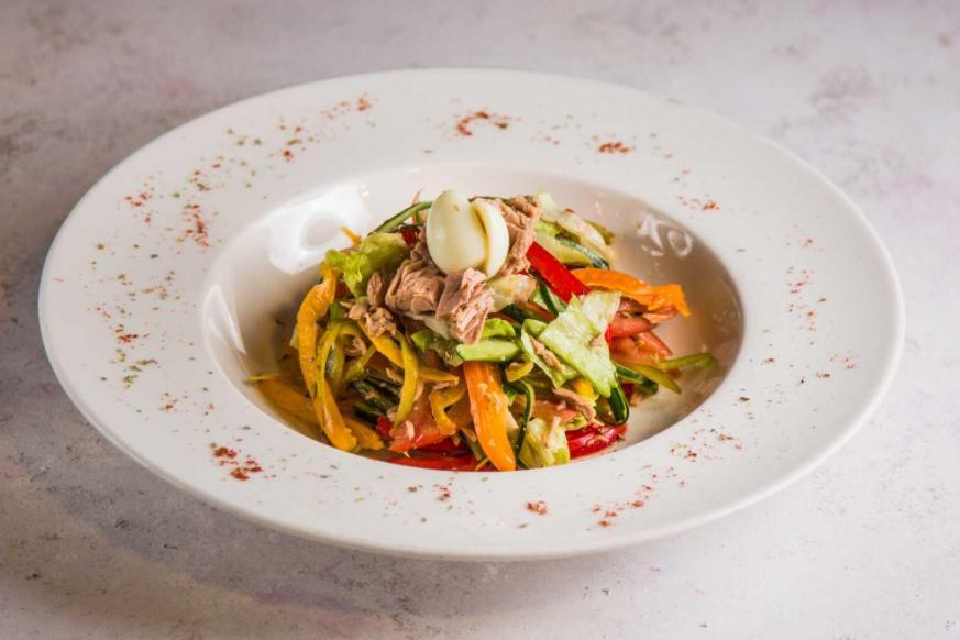 Tuna salatı