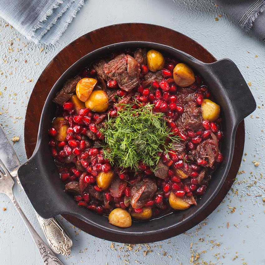 Quzu qovurması nar suyu ilə
