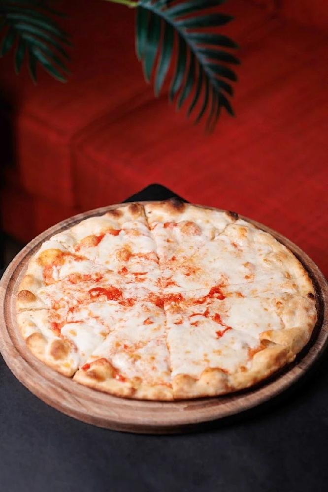 Margarita pizza