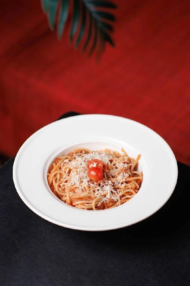 Spagetti bolonez