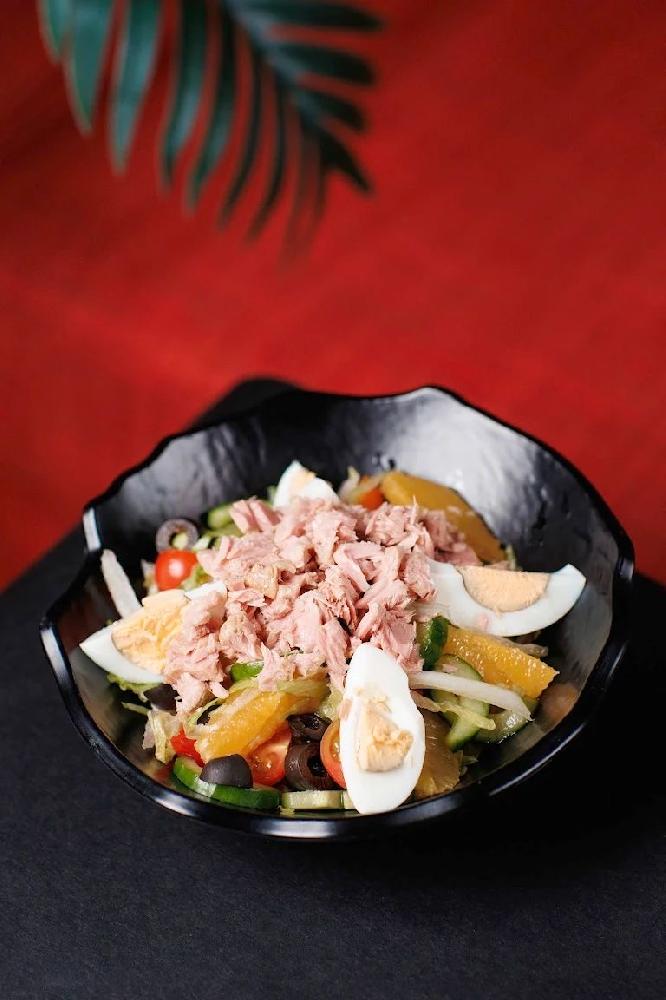 Tuna salatı
