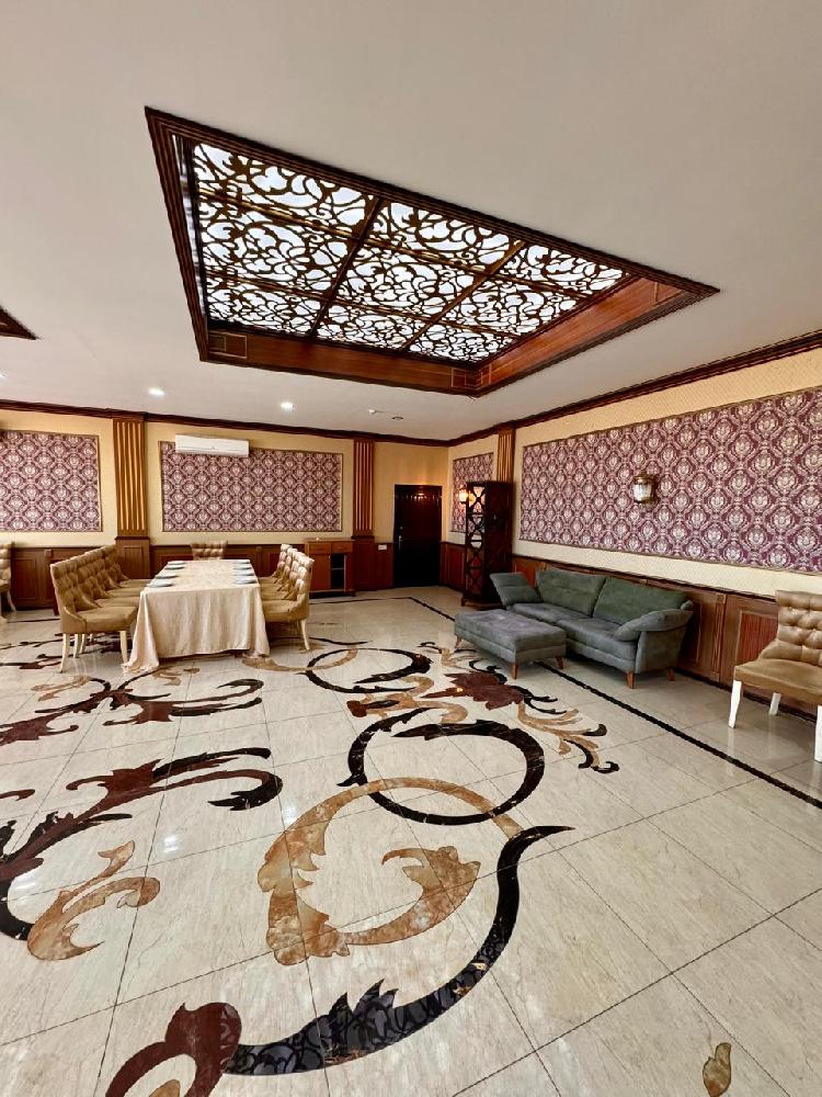 Interior view 4