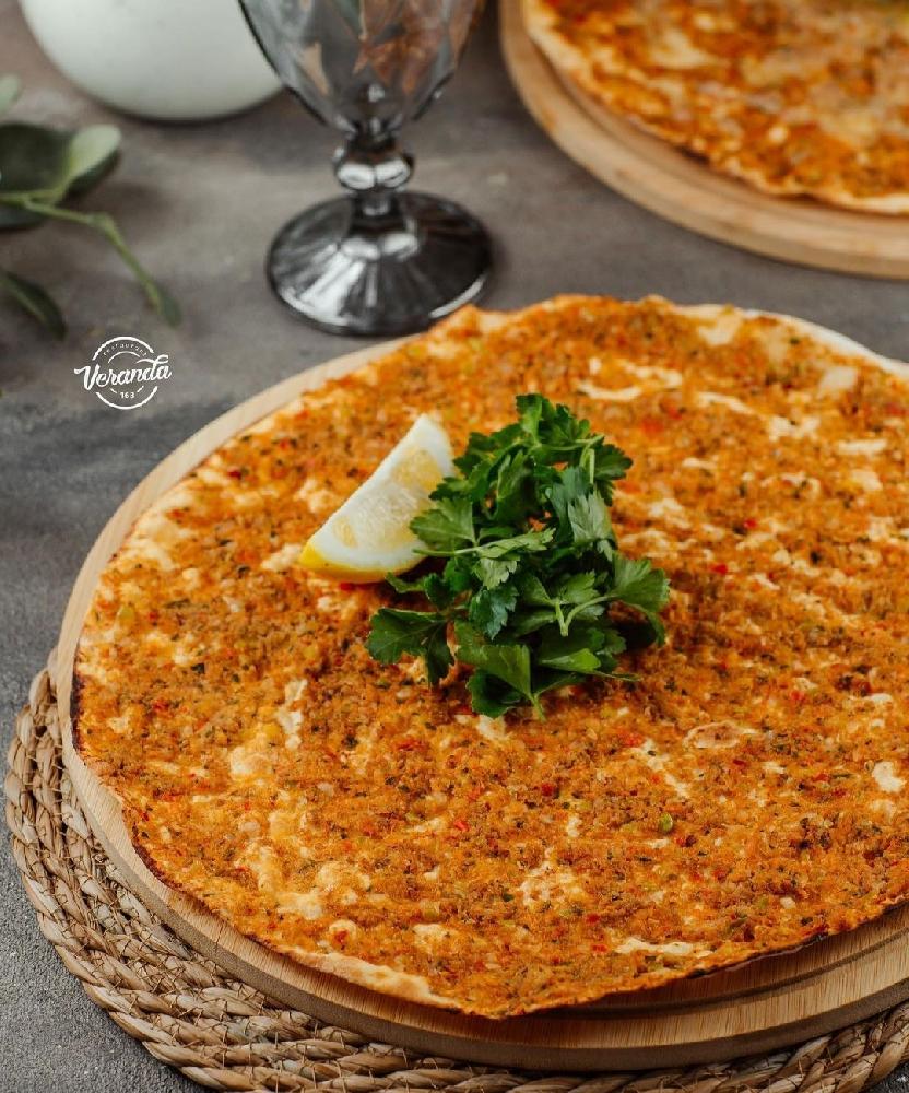 Lahmacun sadə 