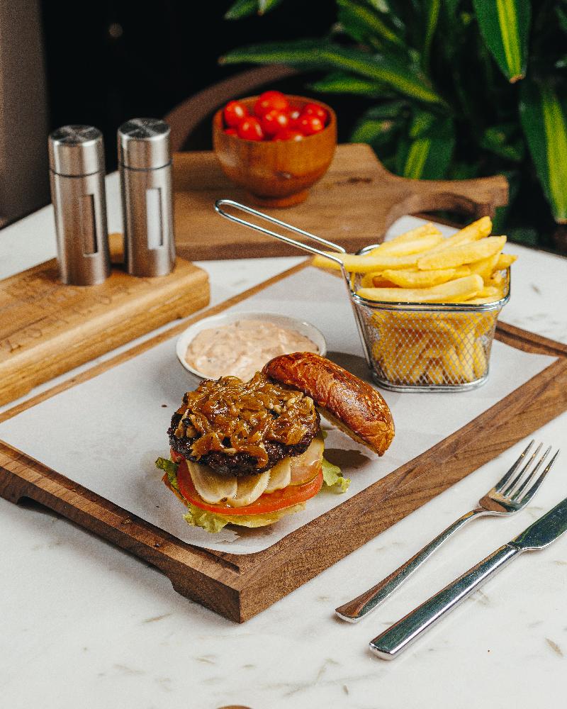 CLASSIC BİG BURGER 