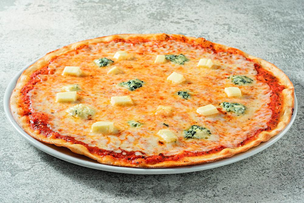 Dörd pendirli Pizza 