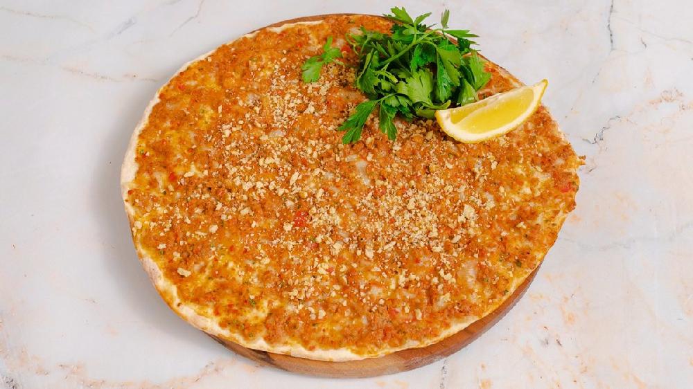 Qozlu lahmacun