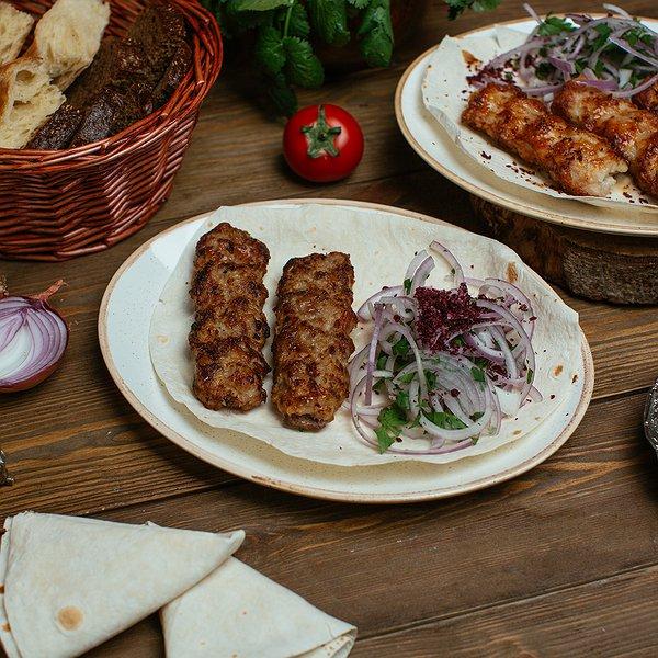 Lülə kabab