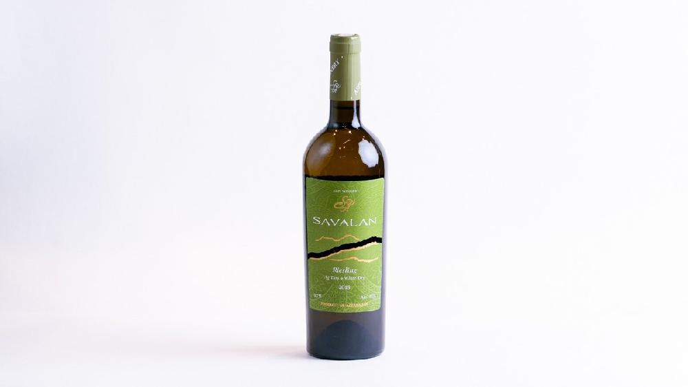 Savalan Riesling (white dry)