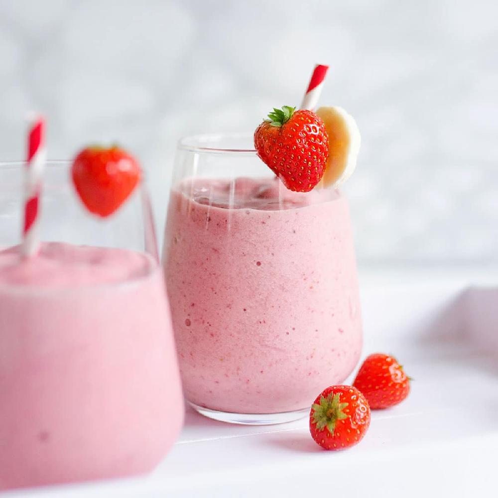 Banana and Strawbery 