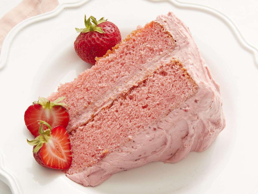 Strawberry cake 