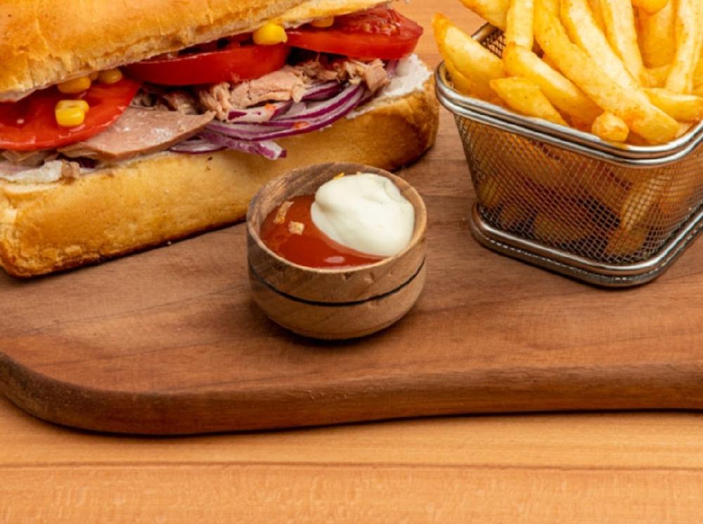 TUNA SANDWICH