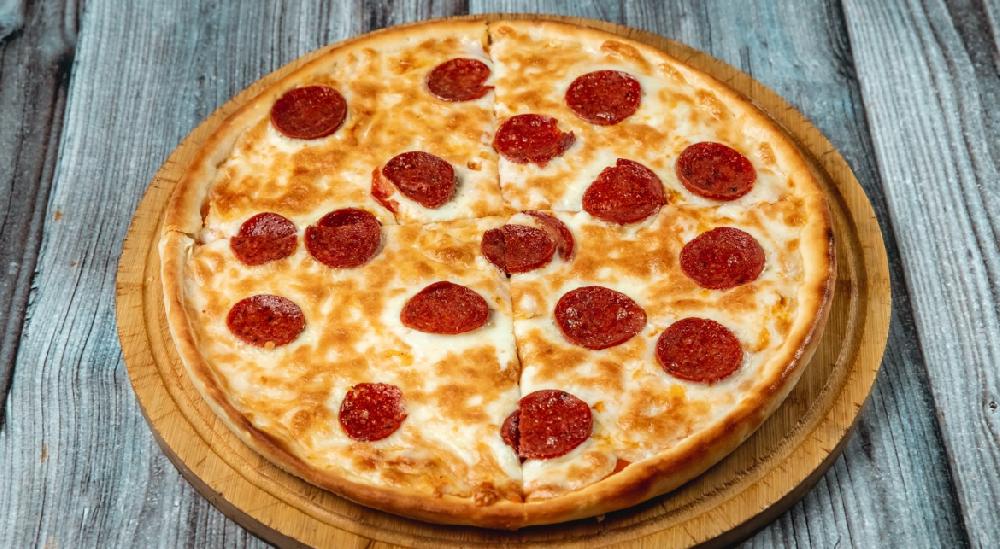SUCUKLU PİZZA