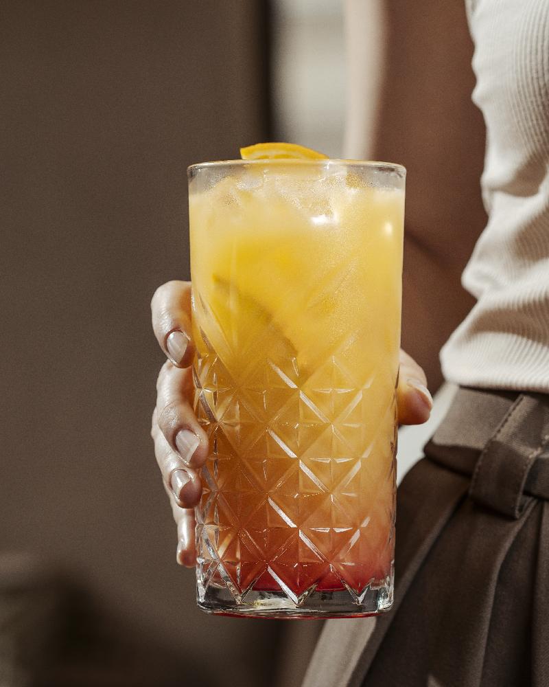 Tequila Sunrise 