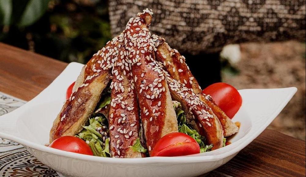 Xırt-xırt badımcan salatı