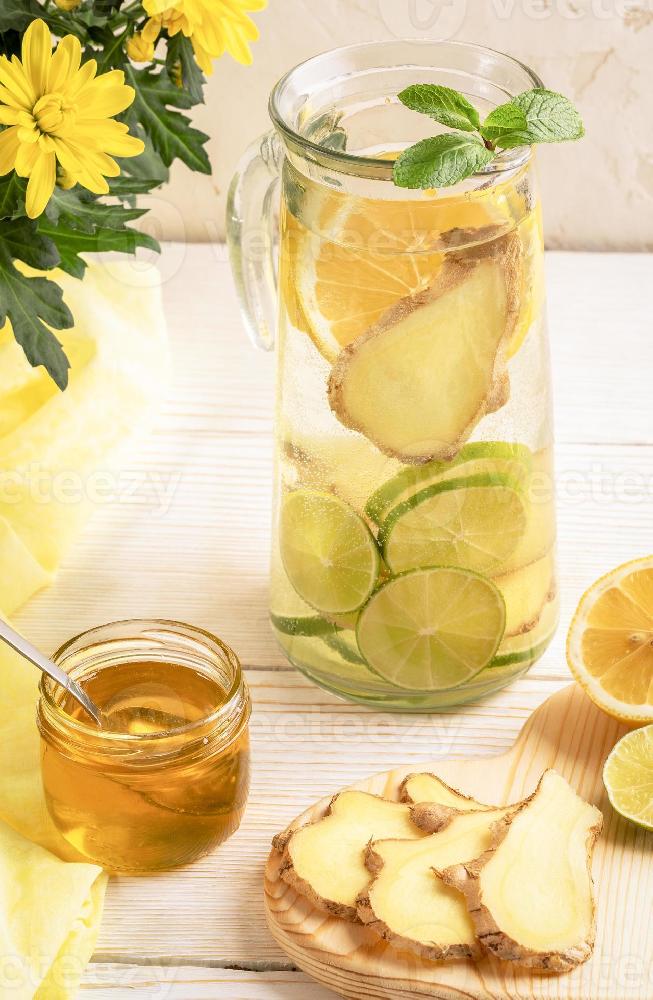 MEYVƏLİ DETOX QRAFİN (1 LT) 