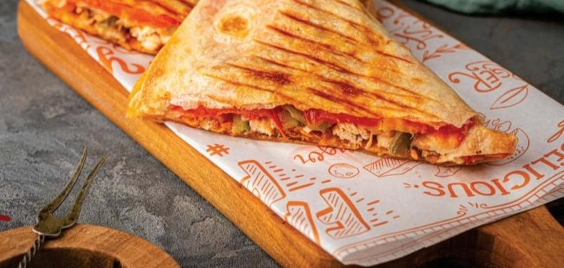 CHICKEN FOLDED TORTILLA