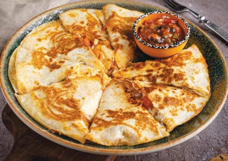 TOYUQLU QUESADILLA