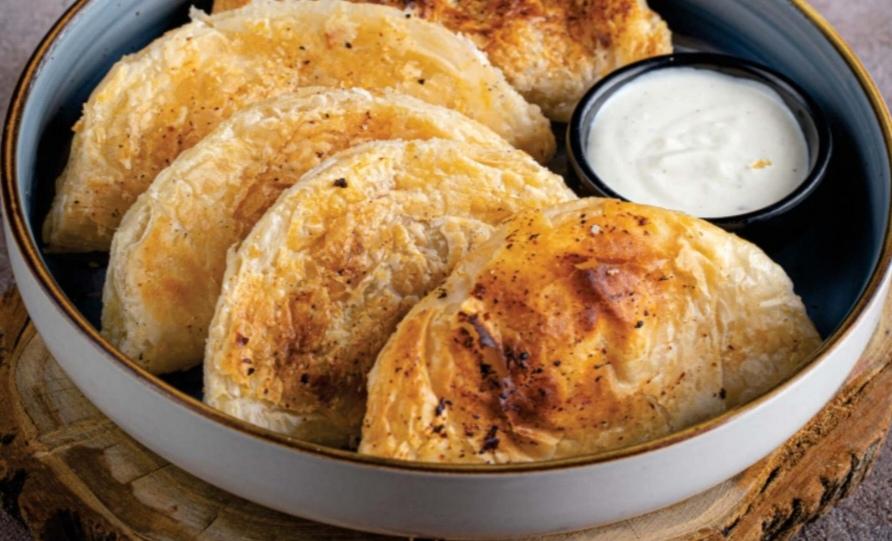 EMPANADAS TOYUQLU