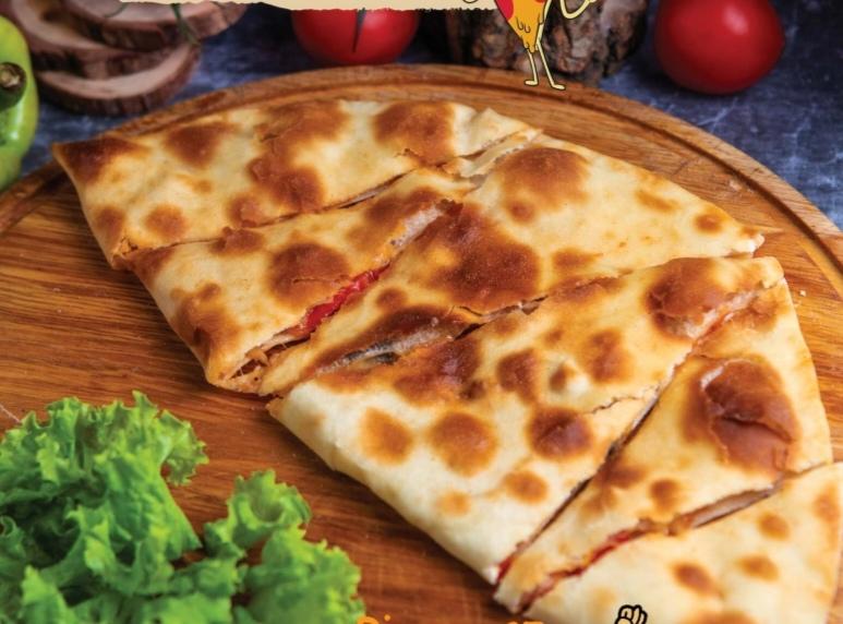 CALZONE PIZZA