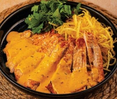 CAFE DE PARİS SOUSLU TOYUQ