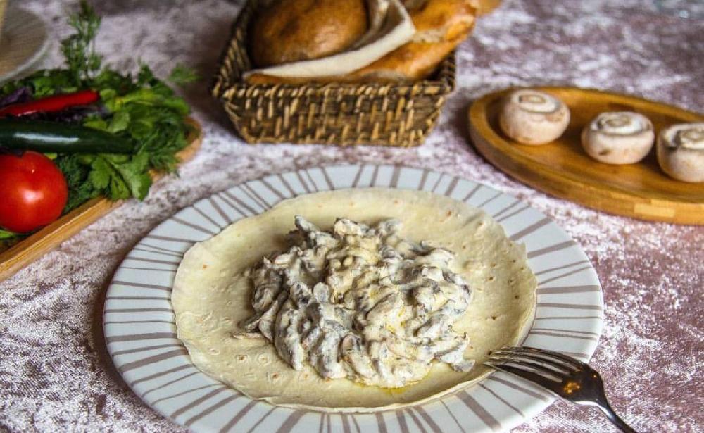 Can əti qaymaqla