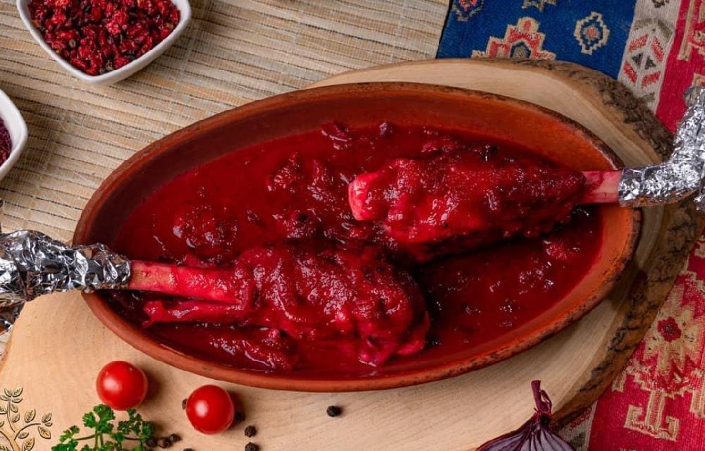 Turşulu quzu maçası      
