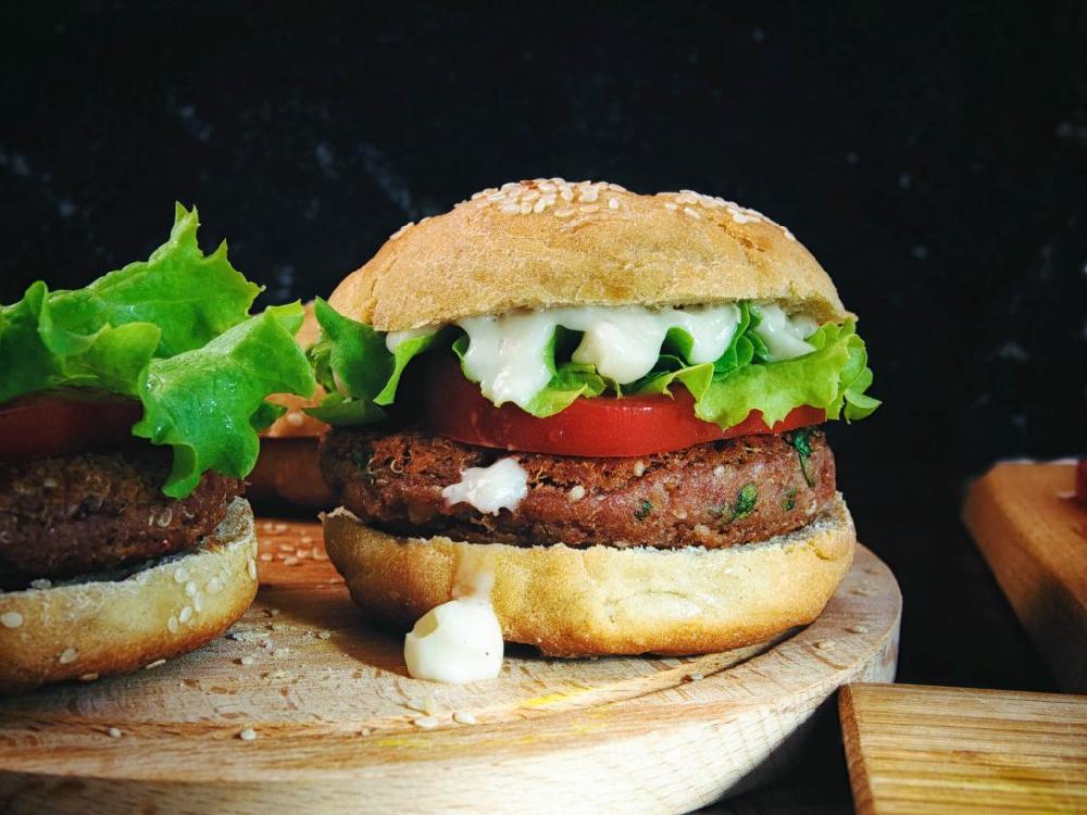 Веганский Бургер (Beyond Meat) 