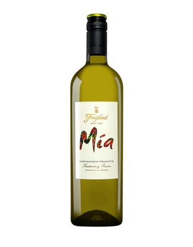 Freixenet Mia Blanco (Spain, Penedos) – Parellada, Macabeo, Xarello 