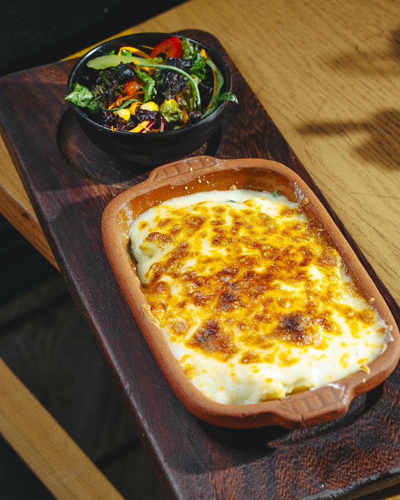 Vegeteryan Beşamel Souslu Tərəvəz 