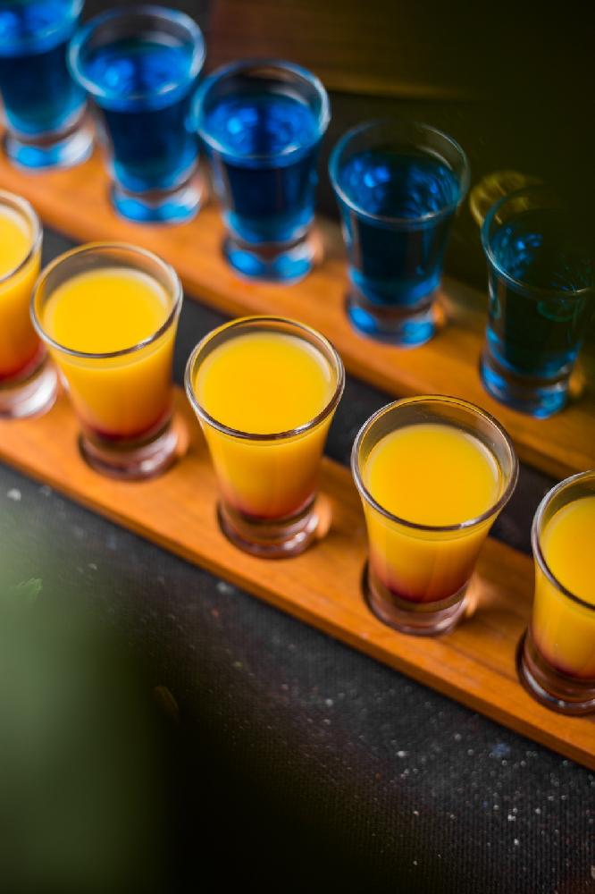 TEQUILA SUNRISE SHOT SET