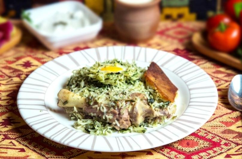 Şüyüdlü plov maça ilə 