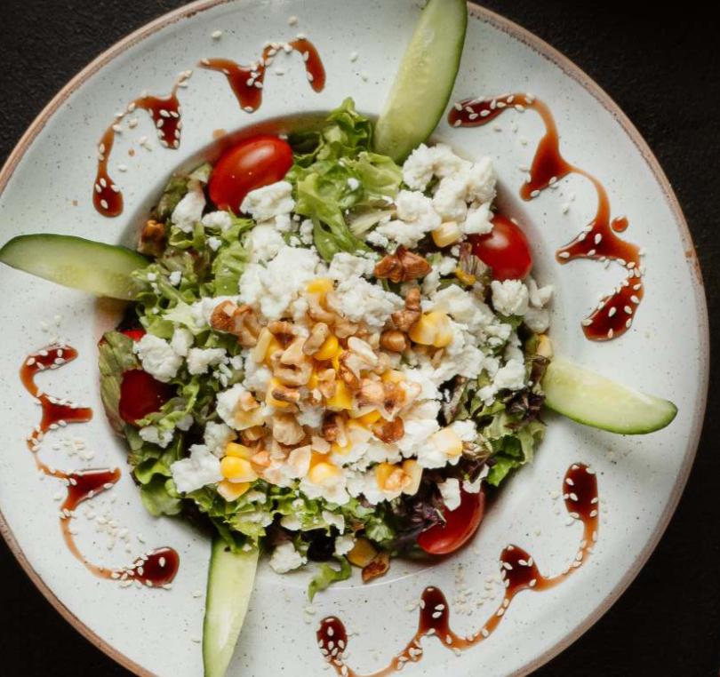 Tulum Pendirli Yaşıl Salat