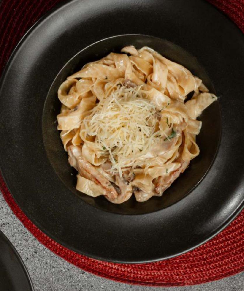 Fettuccine Alfredo