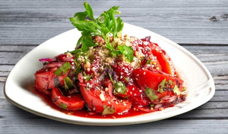 Pomidor salatı