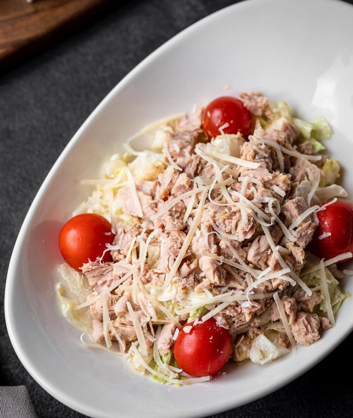 Sezar Tuna ilə