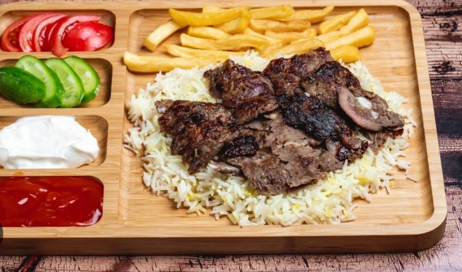 Plov üstü ət