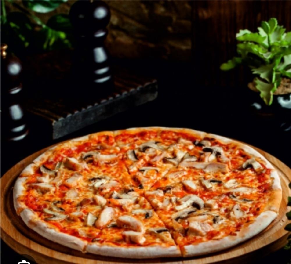 Toyuqlu pizza