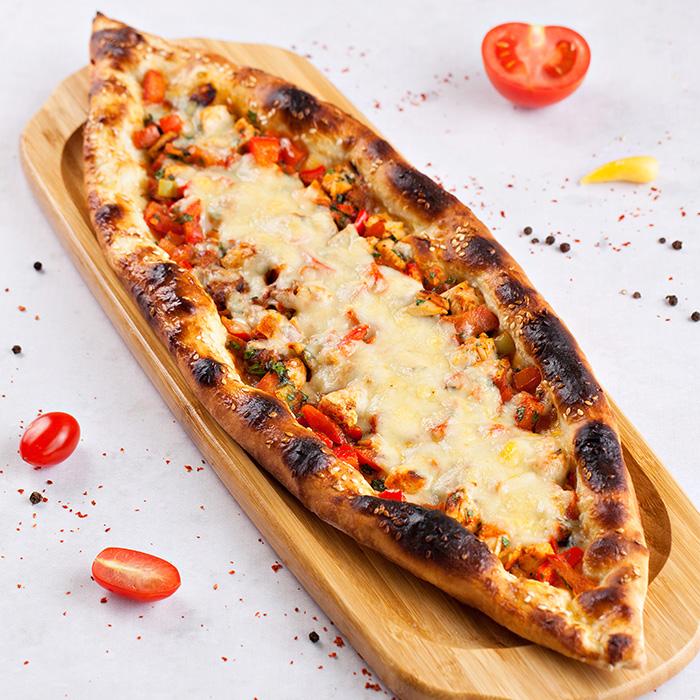 Toyuqlu pide