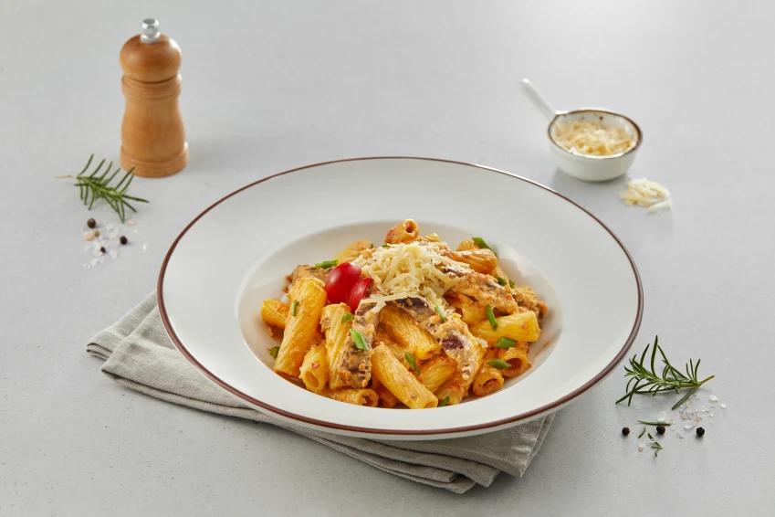 Rigattoni beef Arabiatta