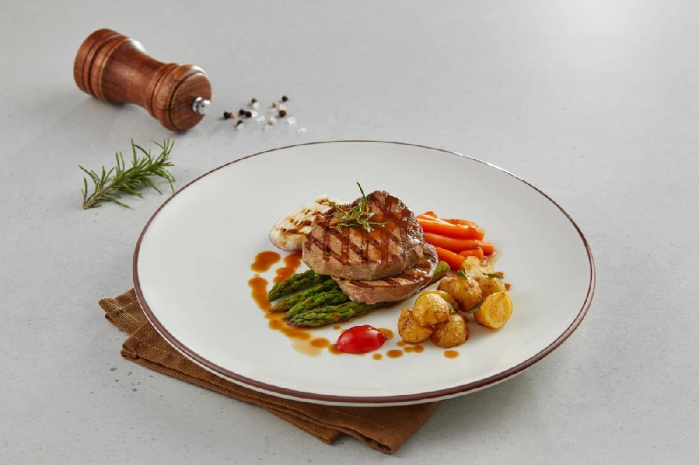Tenderloin steak with potato
