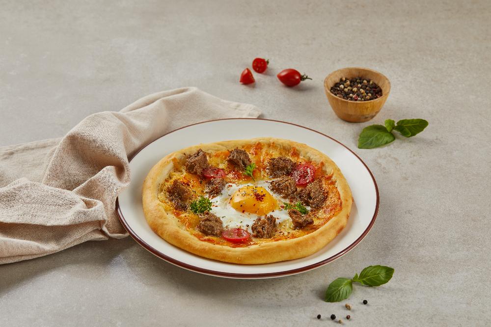 Qovurmalı yumurtalı pide 