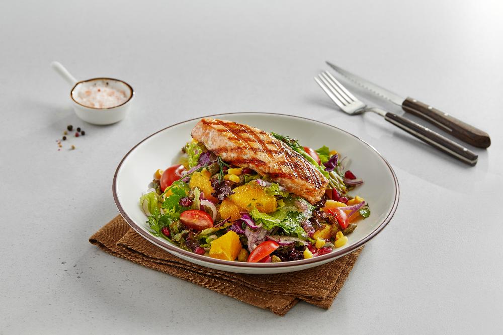 Portağallı Somon balıqlı salat