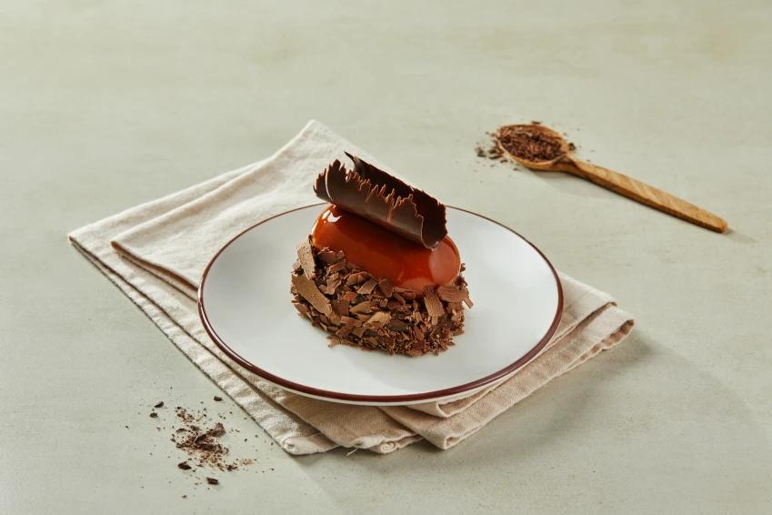 Caramel cake