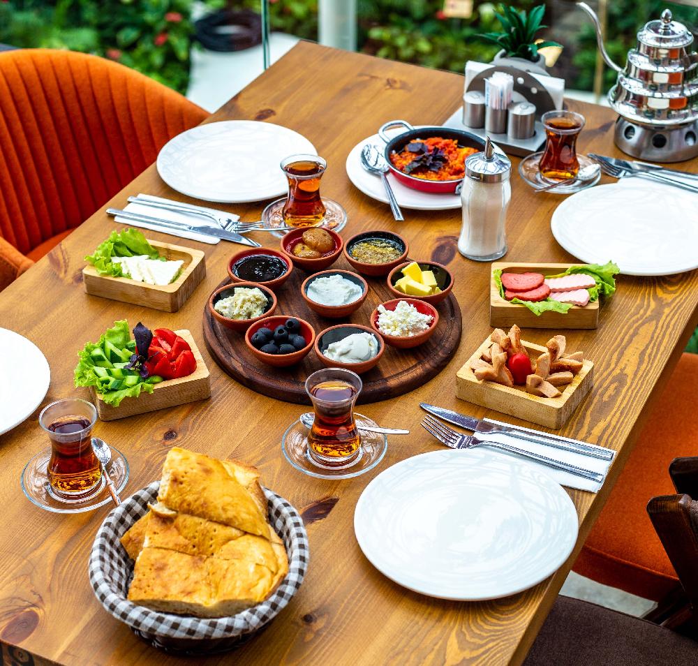 Ekosayağı səhər yeməyi 