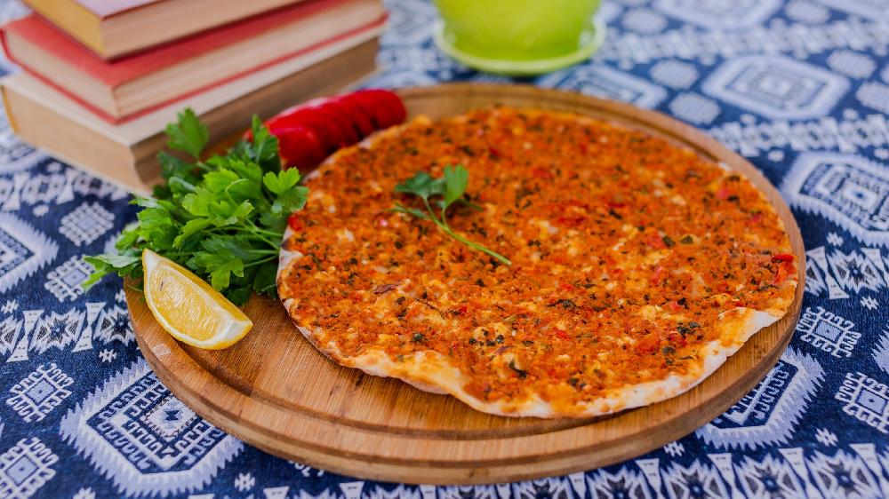 Lahmacun acılı/acısız 