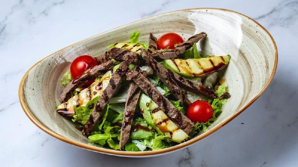 Ət salatı 